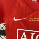 Manchester United 2007-08 Home Champions League Retro Kids Kit - Image 4