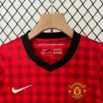 Manchester United 2012-13 Home Retro Kids Kit - Image 4