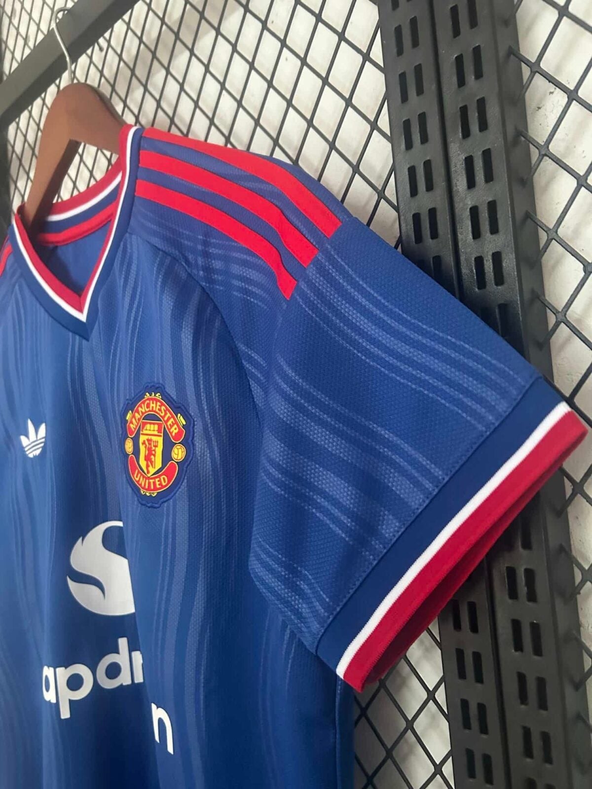 Manchester United 2026-27 Away Jersey Fan Version - Image 4