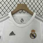 Real Madrid 2015-16 Home Retro Kids Kit - Image 5