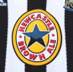 Newcastle United 1999-00 Home Retro Kids Kit - Image 5