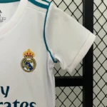 Real Madrid 2017-18 Away Retro Kids Kit - Image 5