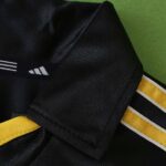 Real Madrid 1999-00 Away Retro Kids Kit - Image 6