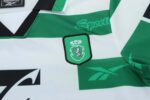 Sporting Lisbon 1999-00 Home Retro Kids Kit - Image 6