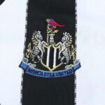 Newcastle United 1999-00 Home Retro Kids Kit - Image 6
