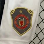 Manchester United 1999-00 Home Retro Kids Kit - Image 6