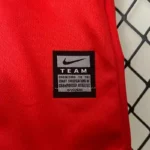 Manchester United 2009-10 Home Retro Kids Kit - Image 6