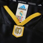 Real Madrid 1999-00 Away Retro Kids Kit - Image 7