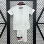 Manchester United 1997-98 Away Retro Kids Kit - Image 7