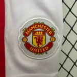 Manchester United 2009-10 Home Retro Kids Kit - Image 7