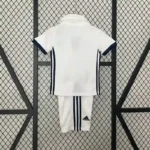 Real Madrid 2016-17 Home Retro Kids Kit - Image 8