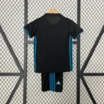 Real Madrid 2017-18 Away Retro Kids Kit - Image 8