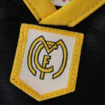 Real Madrid 1999-00 Away Retro Kids Kit - Image 8