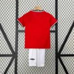 Manchester United 2000-01 Home Retro Kids Kit - Image 8