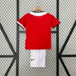 Manchester United 2005-06 Home Retro Kids Kit - Image 8