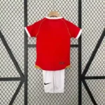 Manchester United 2006-07 Home Retro Kids Kit - Image 8