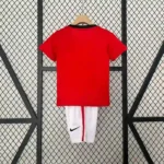 Manchester United 2009-10 Home Retro Kids Kit - Image 8