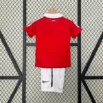 Manchester United 2010-11 Home Retro Kids Kit - Image 8
